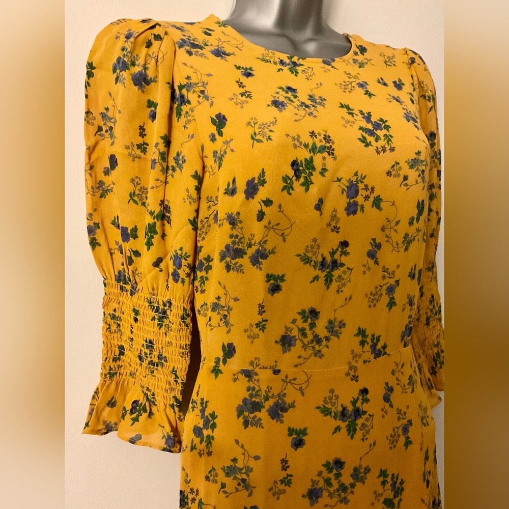 Reformation Very Beautiful Maxi Dress With Pretty Floral Print. - Picture 5 of 12